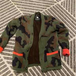 Mens small America stitch camo cardigan